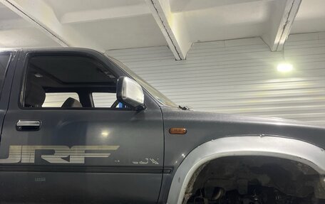 Toyota Hilux Surf III рестайлинг, 1990 год, 370 000 рублей, 12 фотография