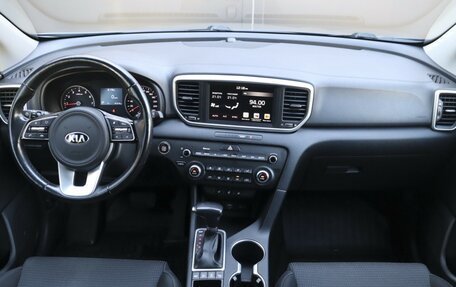 KIA Sportage IV рестайлинг, 2020 год, 2 495 000 рублей, 10 фотография
