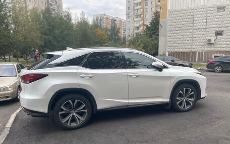 Lexus RX IV рестайлинг, 2020 год, 5 650 000 рублей, 3 фотография