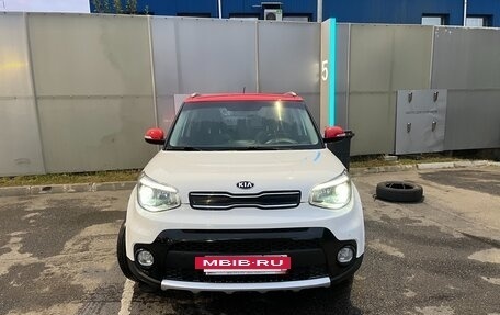 KIA Soul II рестайлинг, 2018 год, 1 800 000 рублей, 9 фотография