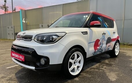 KIA Soul II рестайлинг, 2018 год, 1 800 000 рублей, 6 фотография