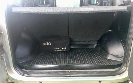 Toyota RAV4, 2004 год, 880 000 рублей, 9 фотография