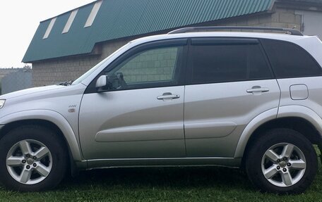 Toyota RAV4, 2004 год, 880 000 рублей, 3 фотография