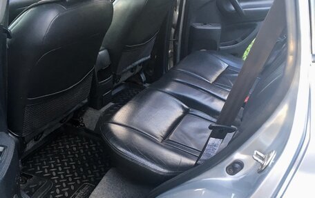 Toyota RAV4, 2004 год, 880 000 рублей, 12 фотография