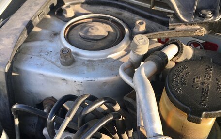 Toyota RAV4, 2004 год, 880 000 рублей, 17 фотография