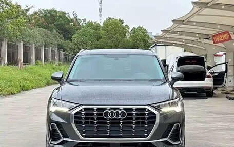 Audi Q3, 2022 год, 2 500 000 рублей, 2 фотография