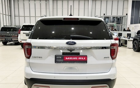 Ford Explorer VI, 2017 год, 2 950 000 рублей, 10 фотография
