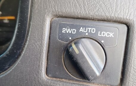 Nissan Elgrand I, 1998 год, 450 000 рублей, 27 фотография