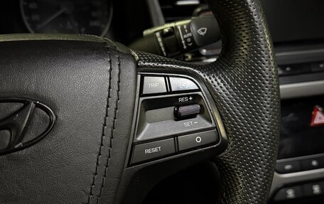 Hyundai Elantra VI рестайлинг, 2016 год, 1 300 000 рублей, 15 фотография