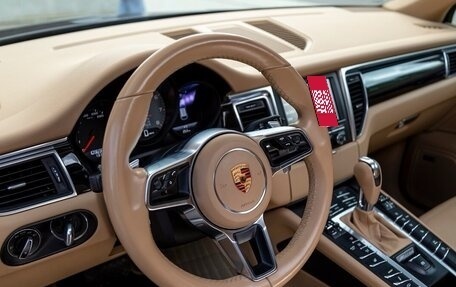 Porsche Macan I рестайлинг, 2015 год, 4 500 000 рублей, 17 фотография