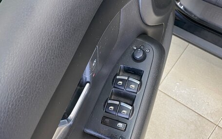 Audi A4, 2003 год, 499 999 рублей, 16 фотография