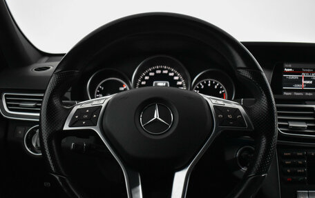 Mercedes-Benz E-Класс, 2014 год, 1 740 000 рублей, 19 фотография