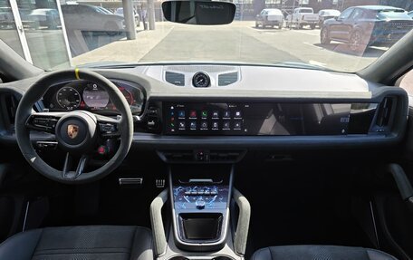 Porsche Cayenne III, 2025 год, 31 790 000 рублей, 24 фотография