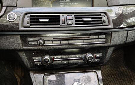 BMW 5 серия, 2011 год, 1 540 000 рублей, 3 фотография