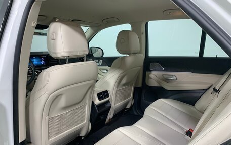 Mercedes-Benz GLE, 2024 год, 13 400 000 рублей, 18 фотография