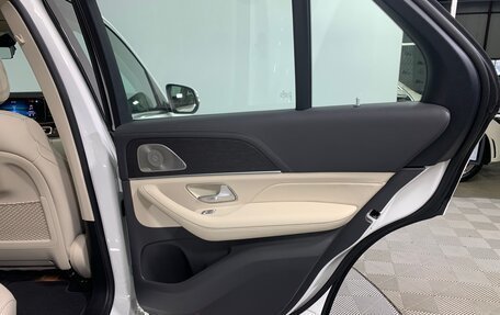 Mercedes-Benz GLE, 2024 год, 13 400 000 рублей, 19 фотография