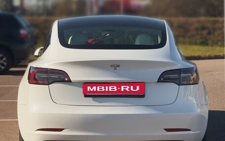 Tesla Model 3 I, 2022 год, 3 830 000 рублей, 2 фотография