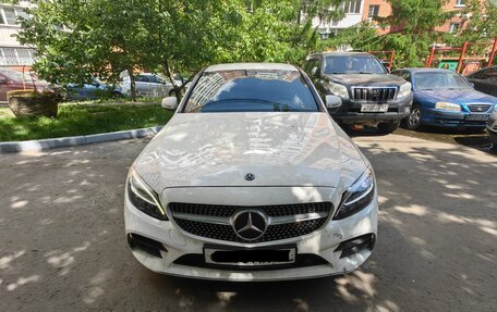 Mercedes-Benz C-Класс, 2018 год, 2 800 000 рублей, 3 фотография