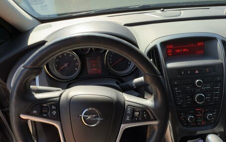 Opel Astra J, 2013 год, 1 050 000 рублей, 7 фотография