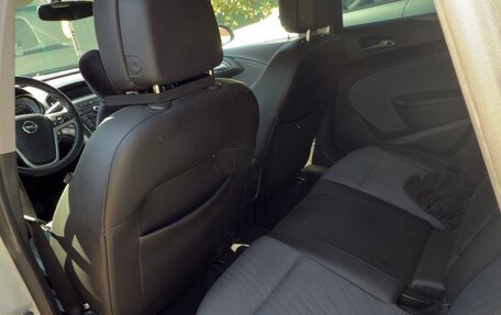 Opel Astra J, 2013 год, 1 050 000 рублей, 9 фотография