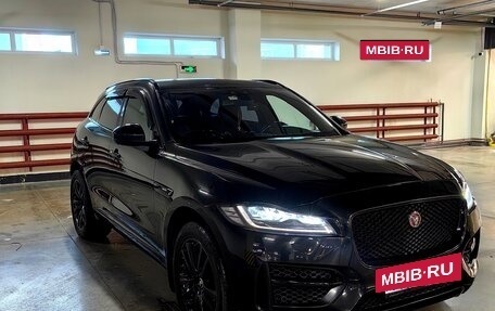 Jaguar F-Pace, 2018 год, 2 590 000 рублей, 2 фотография