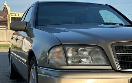 Mercedes-Benz C-Класс, 1995 год, 820 000 рублей, 3 фотография
