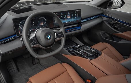 BMW 5 серия, 2025 год, 8 900 000 рублей, 12 фотография