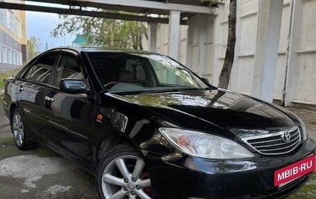 Toyota Camry V40, 2002 год, 700 000 рублей, 2 фотография