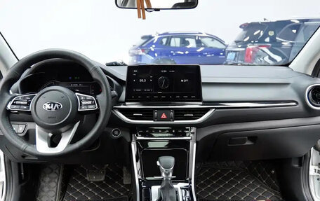 KIA K3, 2022 год, 1 060 777 рублей, 10 фотография