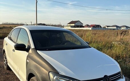 Volkswagen Polo VI (EU Market), 2014 год, 400 000 рублей, 2 фотография