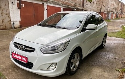 Hyundai Solaris II рестайлинг, 2013 год, 780 000 рублей, 1 фотография