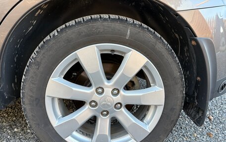 Mitsubishi Outlander III рестайлинг 3, 2011 год, 1 400 000 рублей, 35 фотография