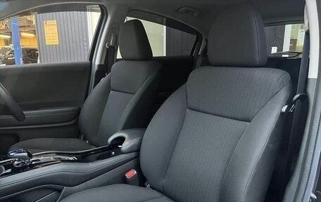 Honda Vezel, 2014 год, 1 432 000 рублей, 24 фотография