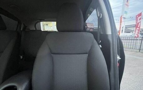 Honda Vezel, 2014 год, 1 432 000 рублей, 32 фотография