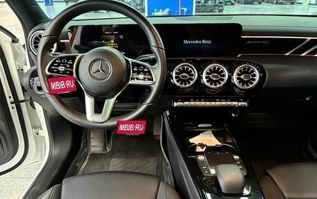 Mercedes-Benz A-Класс, 2022 год, 2 200 000 рублей, 2 фотография