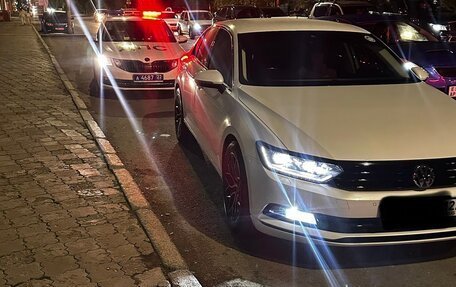 Volkswagen Passat B8 рестайлинг, 2015 год, 1 620 000 рублей, 7 фотография