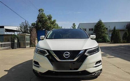 Nissan Qashqai, 2022 год, 1 900 000 рублей, 2 фотография