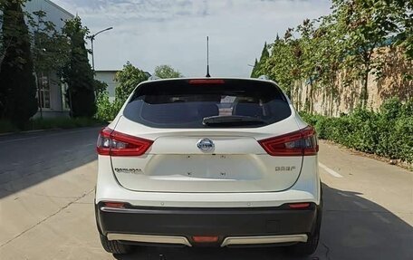 Nissan Qashqai, 2022 год, 1 900 000 рублей, 5 фотография