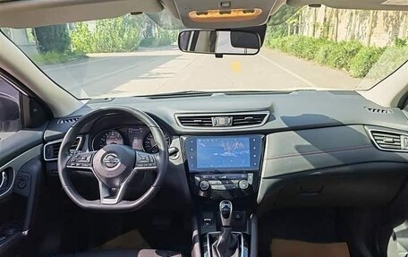 Nissan Qashqai, 2022 год, 1 900 000 рублей, 10 фотография