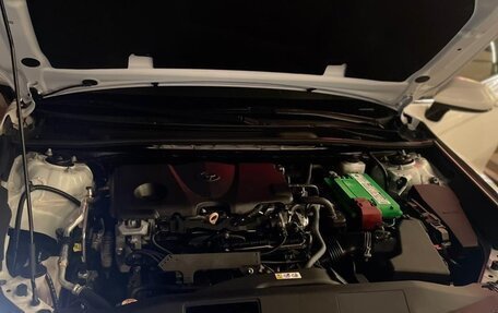 Toyota Camry, 2021 год, 2 300 000 рублей, 5 фотография