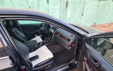 Toyota Camry, 2016 год, 2 350 000 рублей, 5 фотография