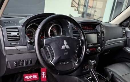 Mitsubishi Pajero IV, 2012 год, 2 550 000 рублей, 12 фотография
