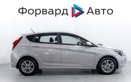 Hyundai Solaris II рестайлинг, 2015 год, 950 000 рублей, 8 фотография