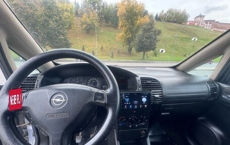 Opel Zafira A рестайлинг, 2002 год, 350 000 рублей, 13 фотография