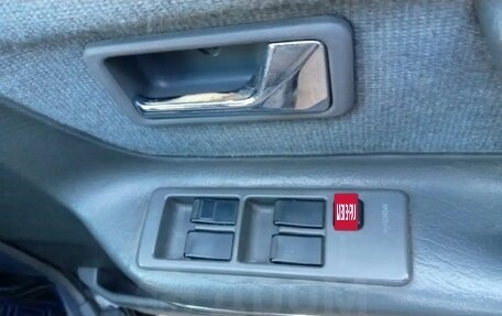 Mazda Capella, 1990 год, 250 000 рублей, 30 фотография