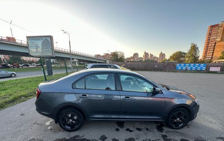 Skoda Rapid I, 2014 год, 1 050 000 рублей, 3 фотография