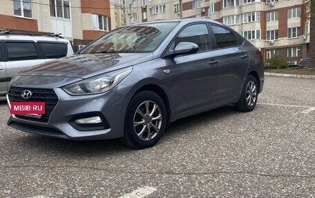 Hyundai Solaris II рестайлинг, 2019 год, 1 390 000 рублей, 3 фотография