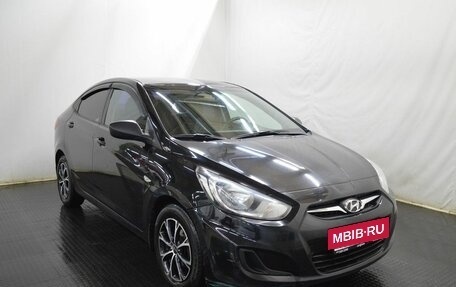 Hyundai Solaris II рестайлинг, 2013 год, 694 000 рублей, 3 фотография