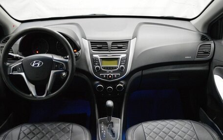Hyundai Solaris II рестайлинг, 2013 год, 694 000 рублей, 14 фотография