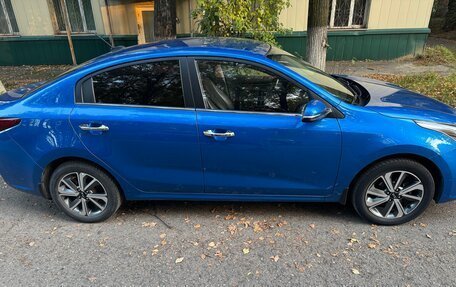 KIA Rio IV, 2019 год, 1 630 000 рублей, 3 фотография